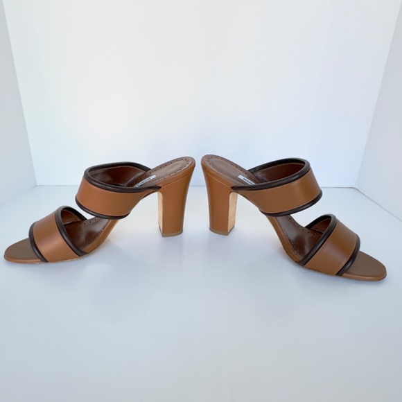 Manolo Blahnik Two Strap Leather Sandals in Brown with Black Trim, IT 40.5 - Picture 3 of 13